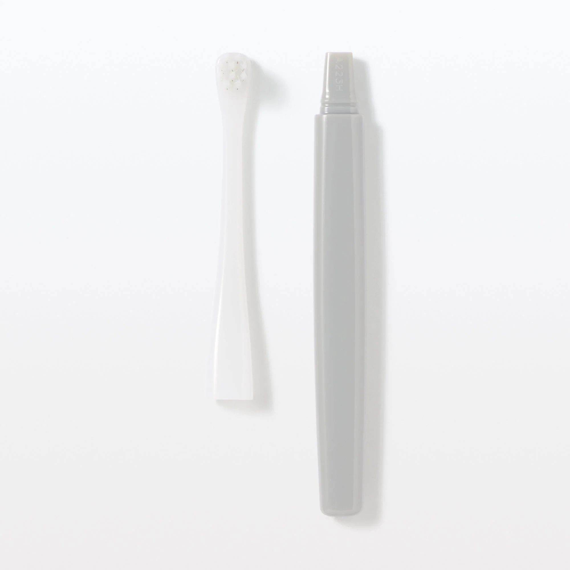 Replaceable Head Compact Medium Toothbrush - Gray - Image 2