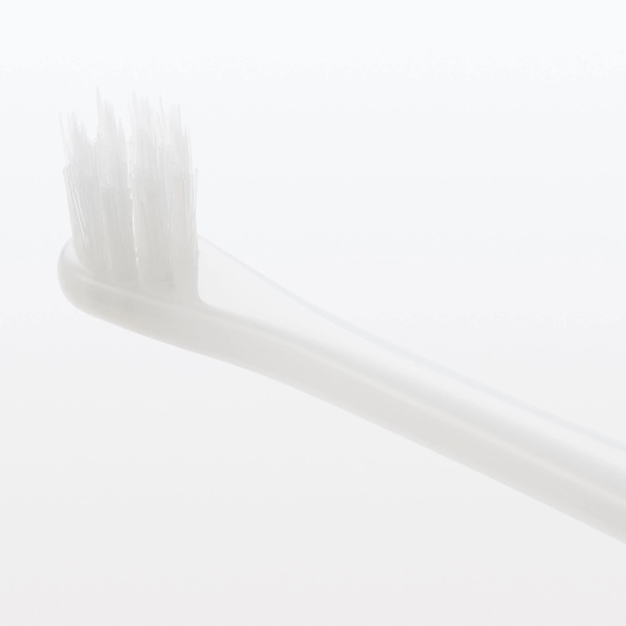 Replaceable Head Compact Medium Toothbrush - Gray - Image 5