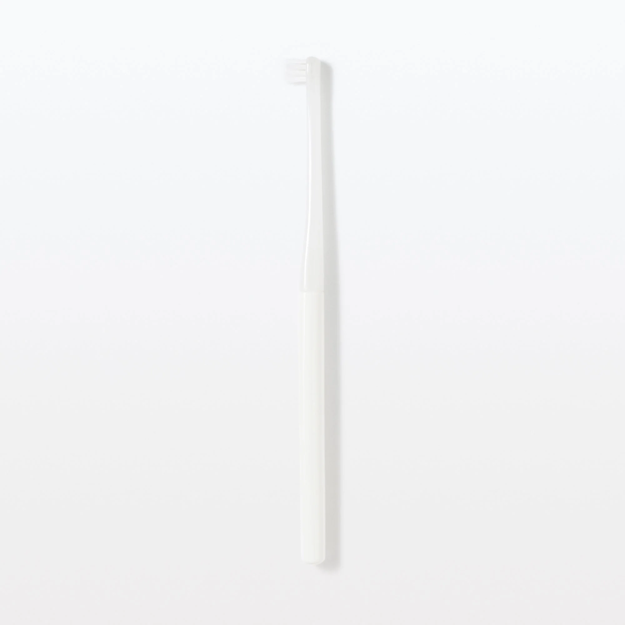 Replaceable Head Compact Medium Toothbrush - White - Image 3