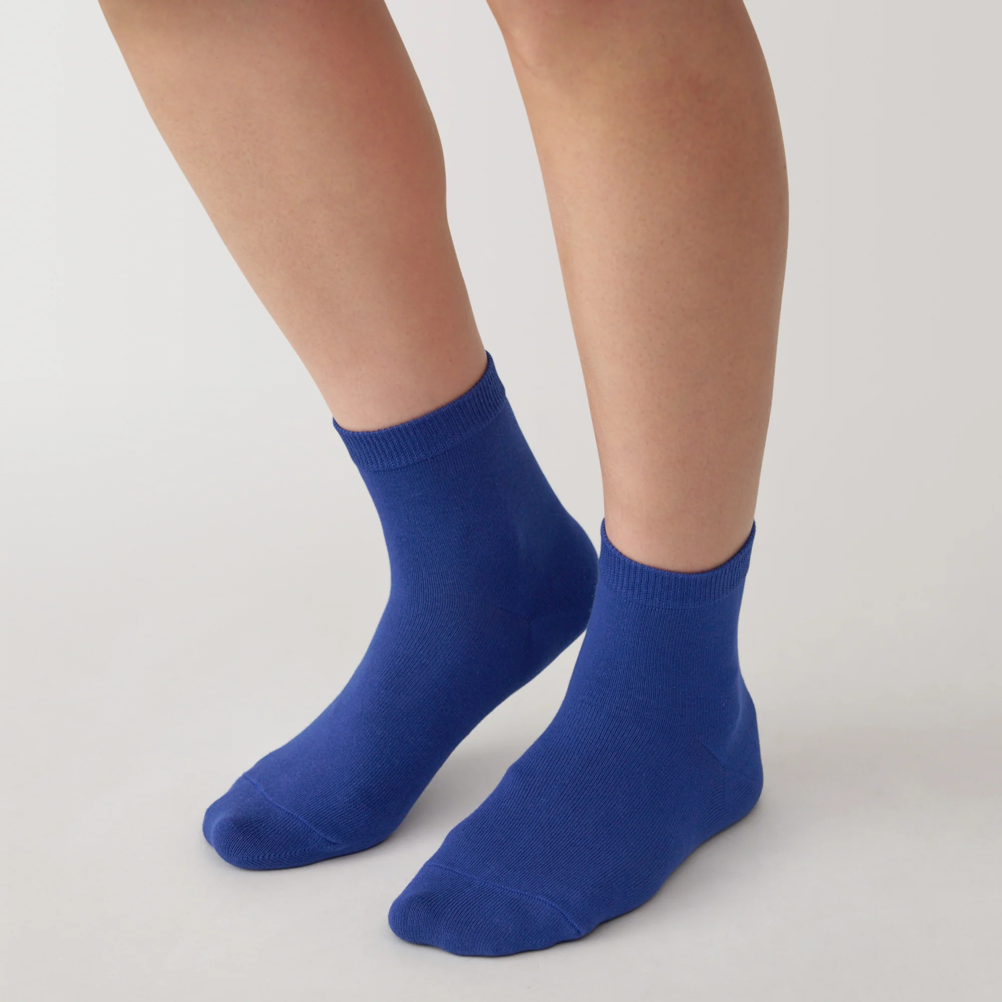 Right Angle 3 Layer Loose Top Short Socks - Image 15