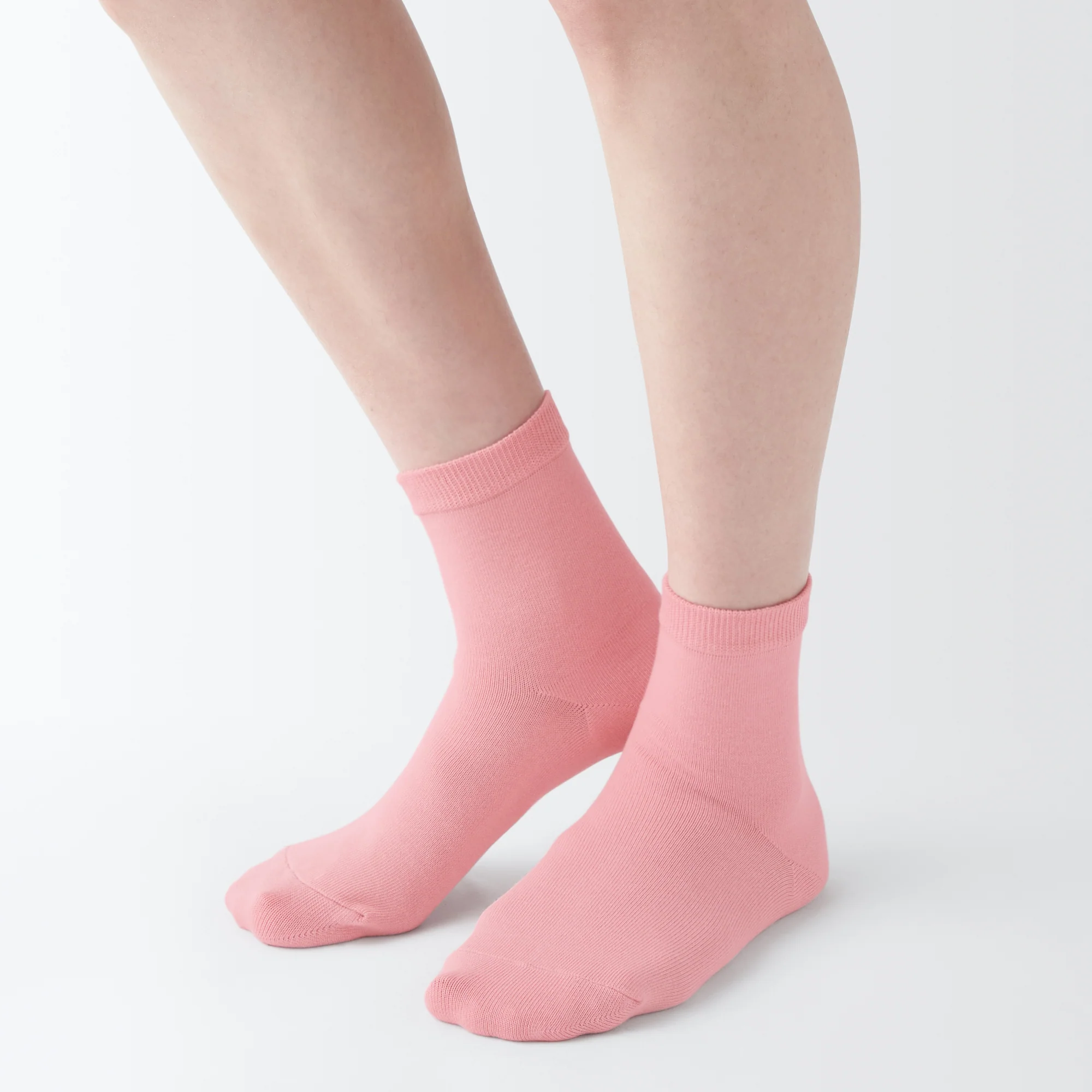 Right Angle 3 Layer Loose Top Short Socks - Image 15