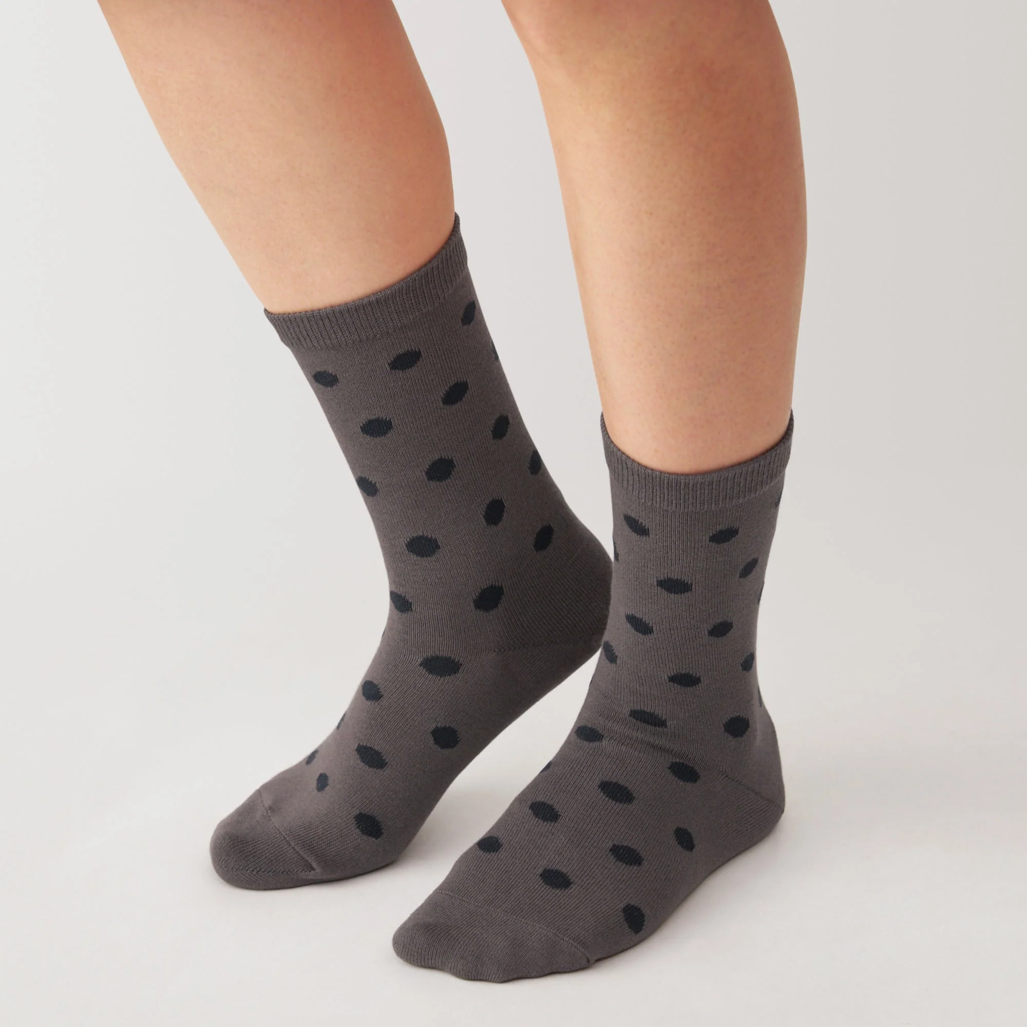 Right Angle Loose Top Tapered Socks - Image 3