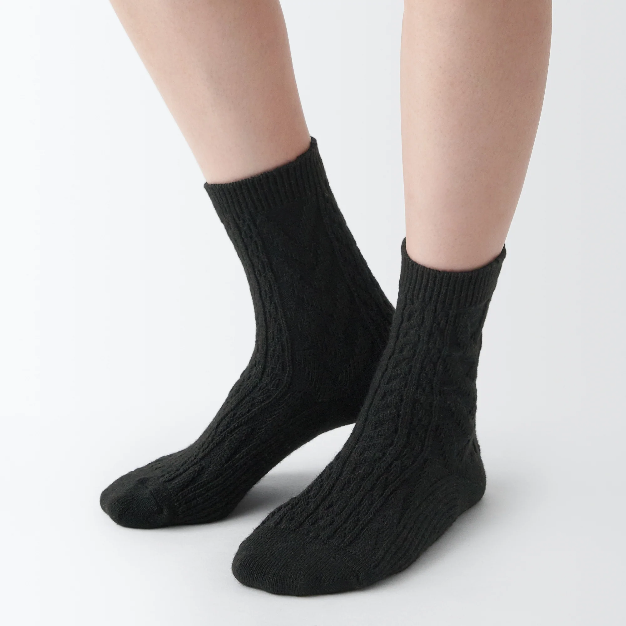 Right Angle Loose Top Socks - Image 9