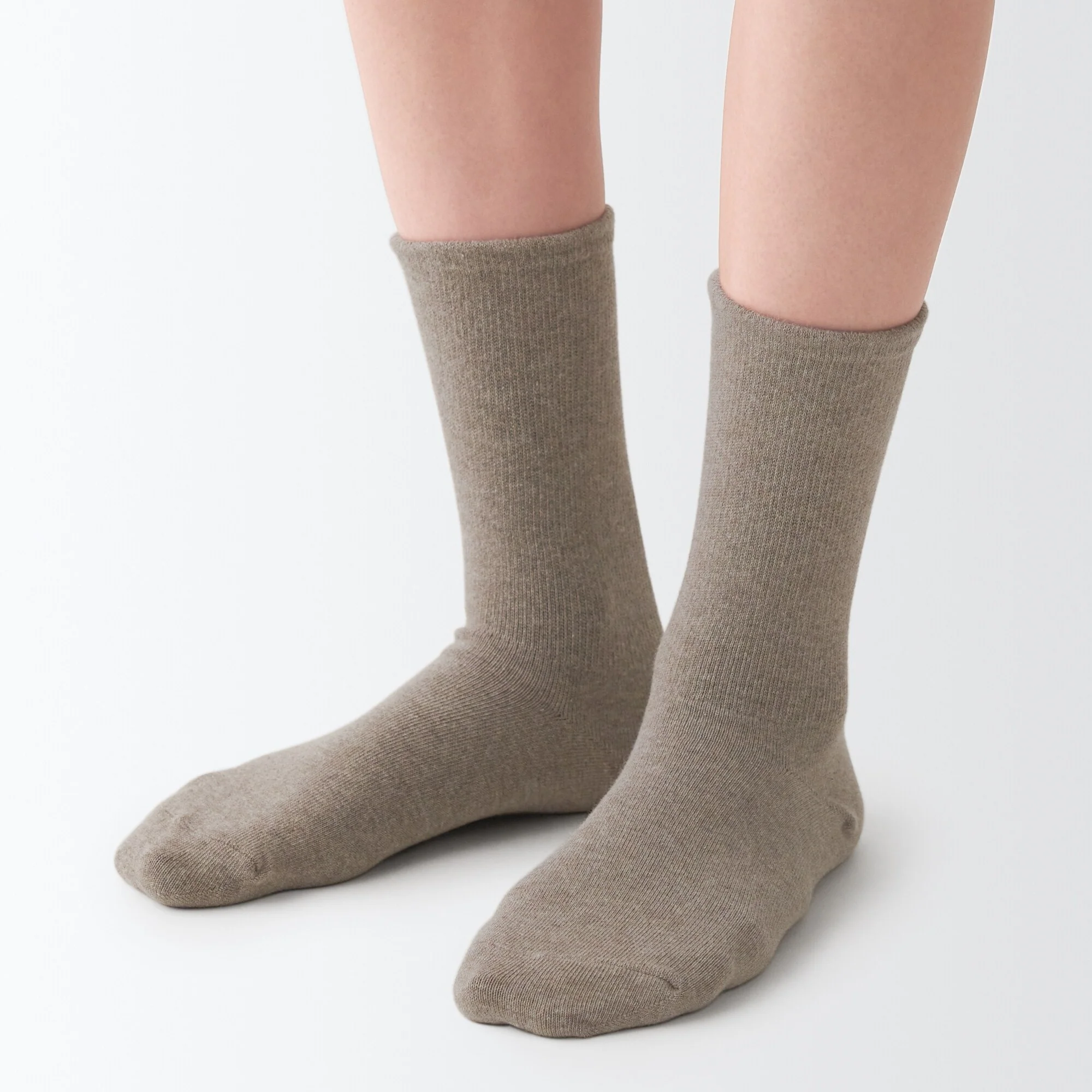 Right Angle Loose Top Tapered Socks - Image 21