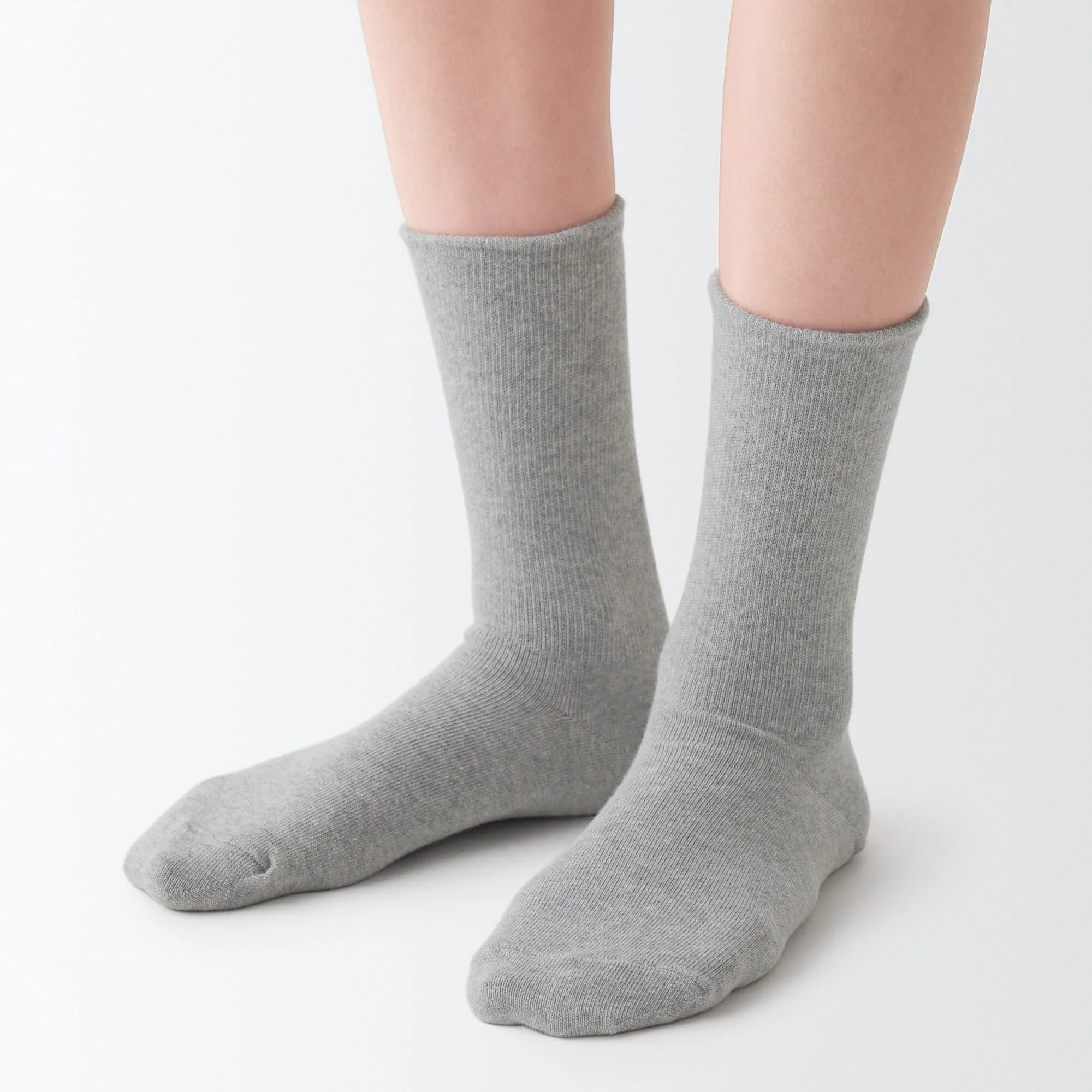 Right Angle Loose Top Tapered Socks - Image 7