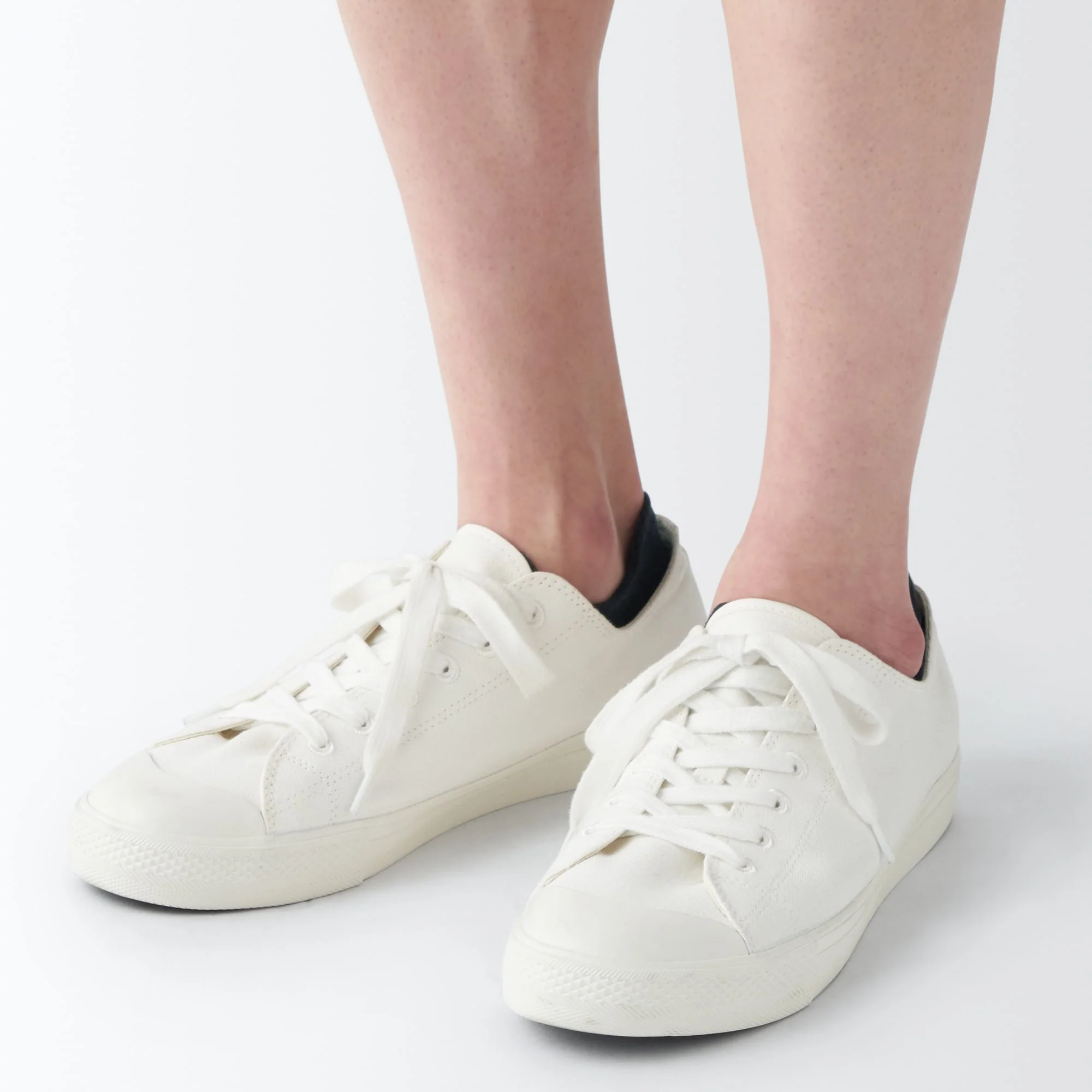 Right Angle Sneaker Socks with Tabs - Image 13