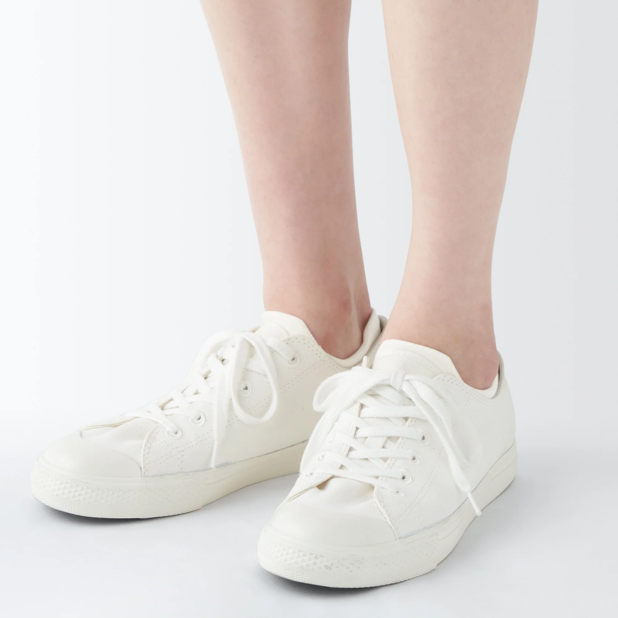 Right Angle Sneaker Socks with Tabs - Image 7