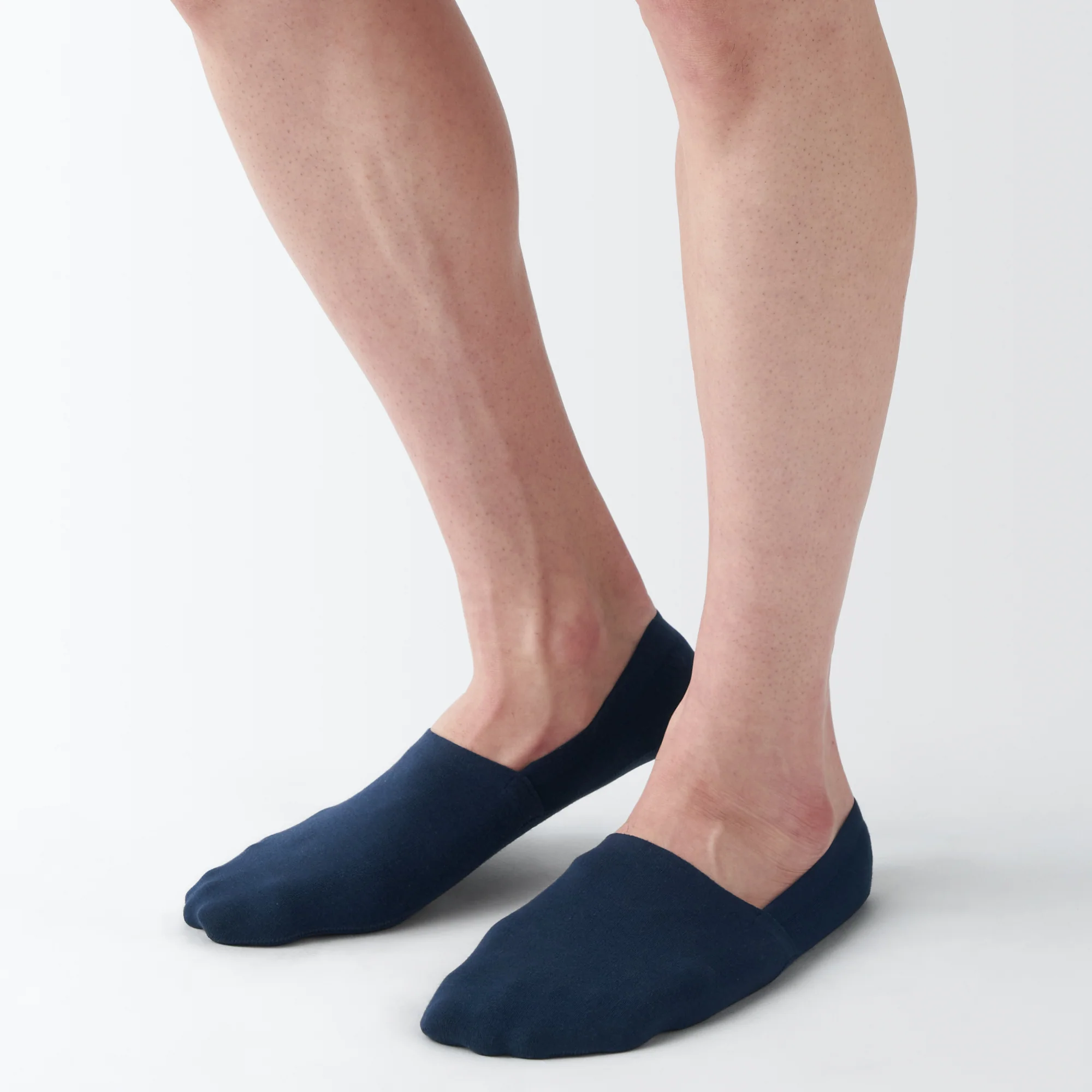 Seamless Toe High Cut No-Show Socks with Heel Grip - Image 11