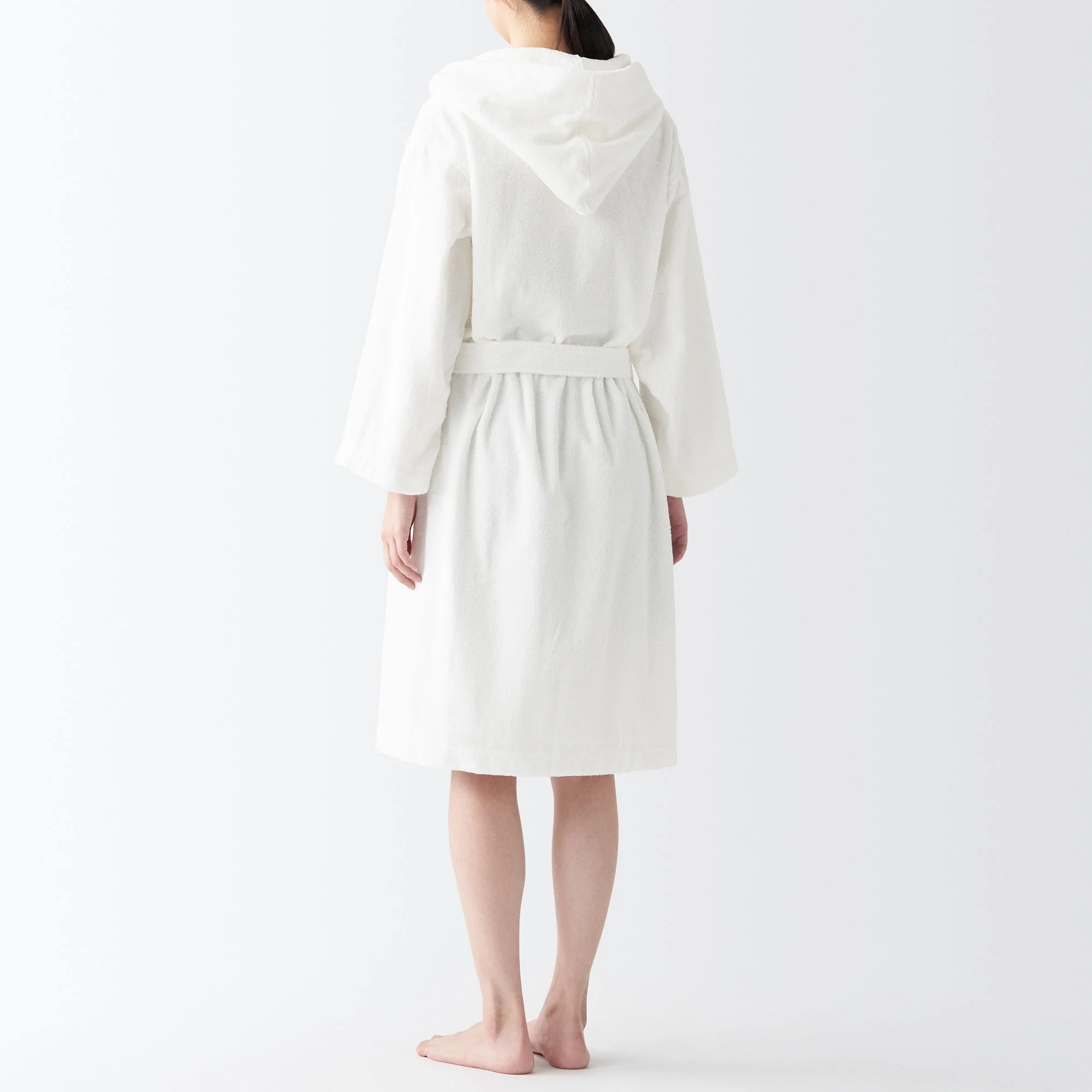 Side Seamless Pile Bathrobe - Image 4
