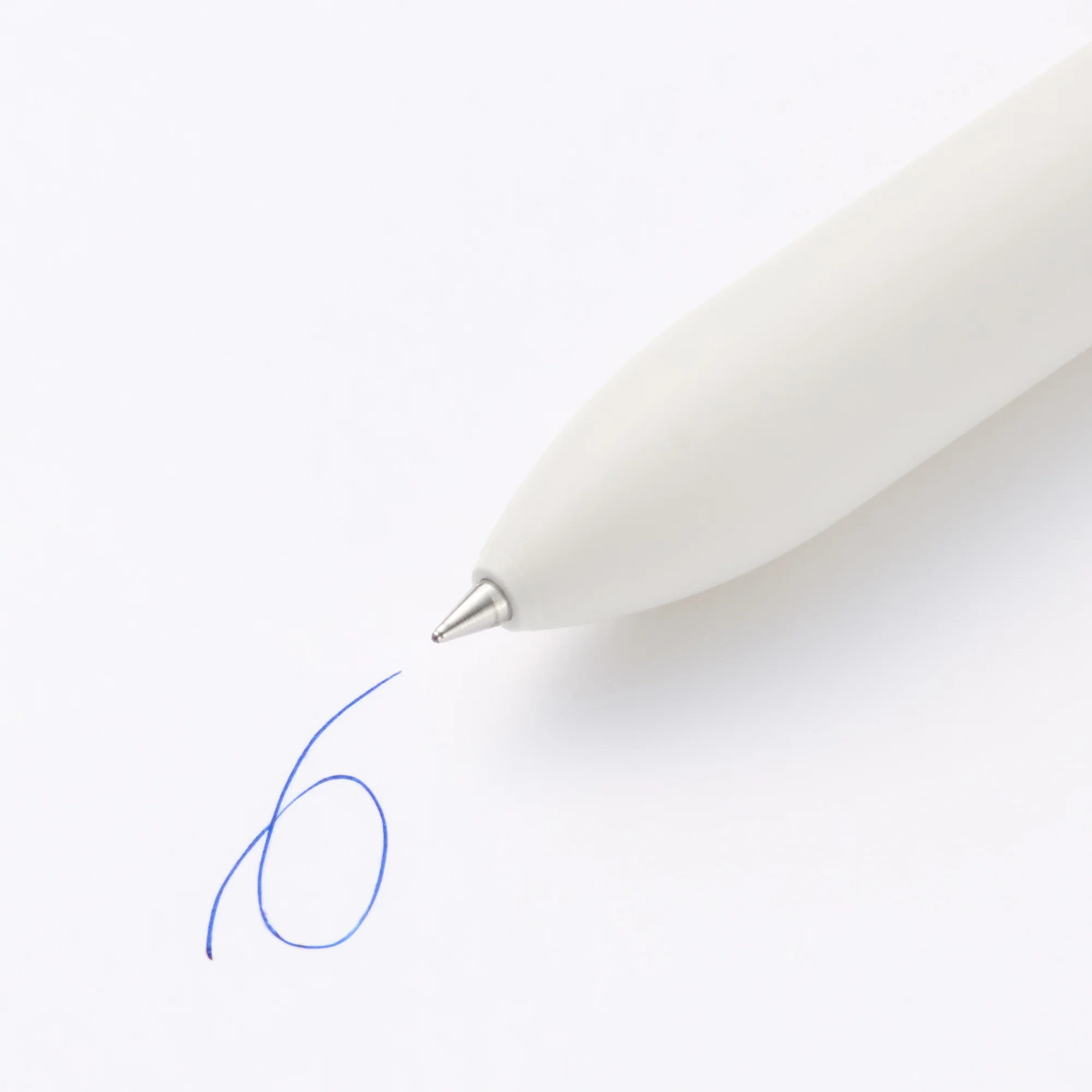 Smooth Oil Ink 3-Color Ballpoint Pen with Pencil 0.5 mm - Image 5