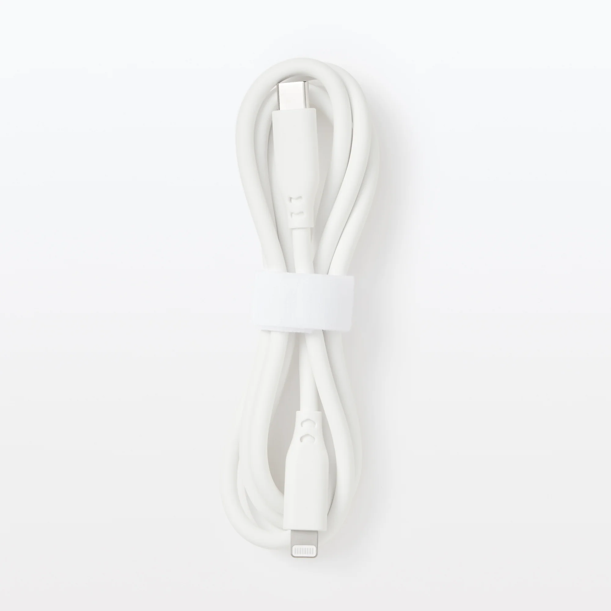 Soft and Tangle-free USB Cable - C to Lightning - White - Image 2