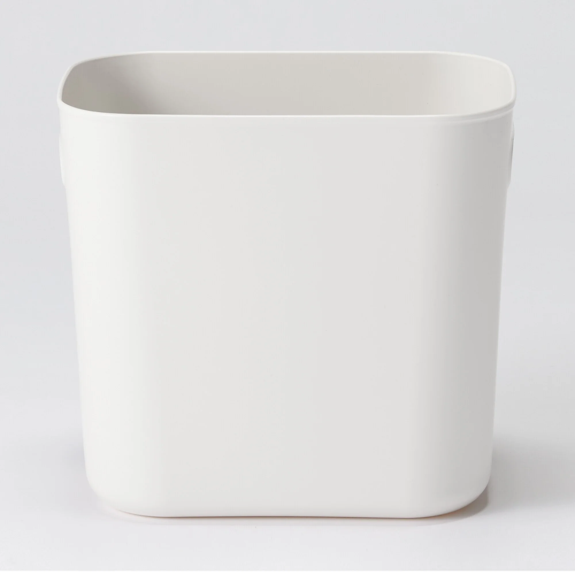 Soft Polyethylene Case Half Size - Large W7.1 x D10 x H9.4" - Image 4