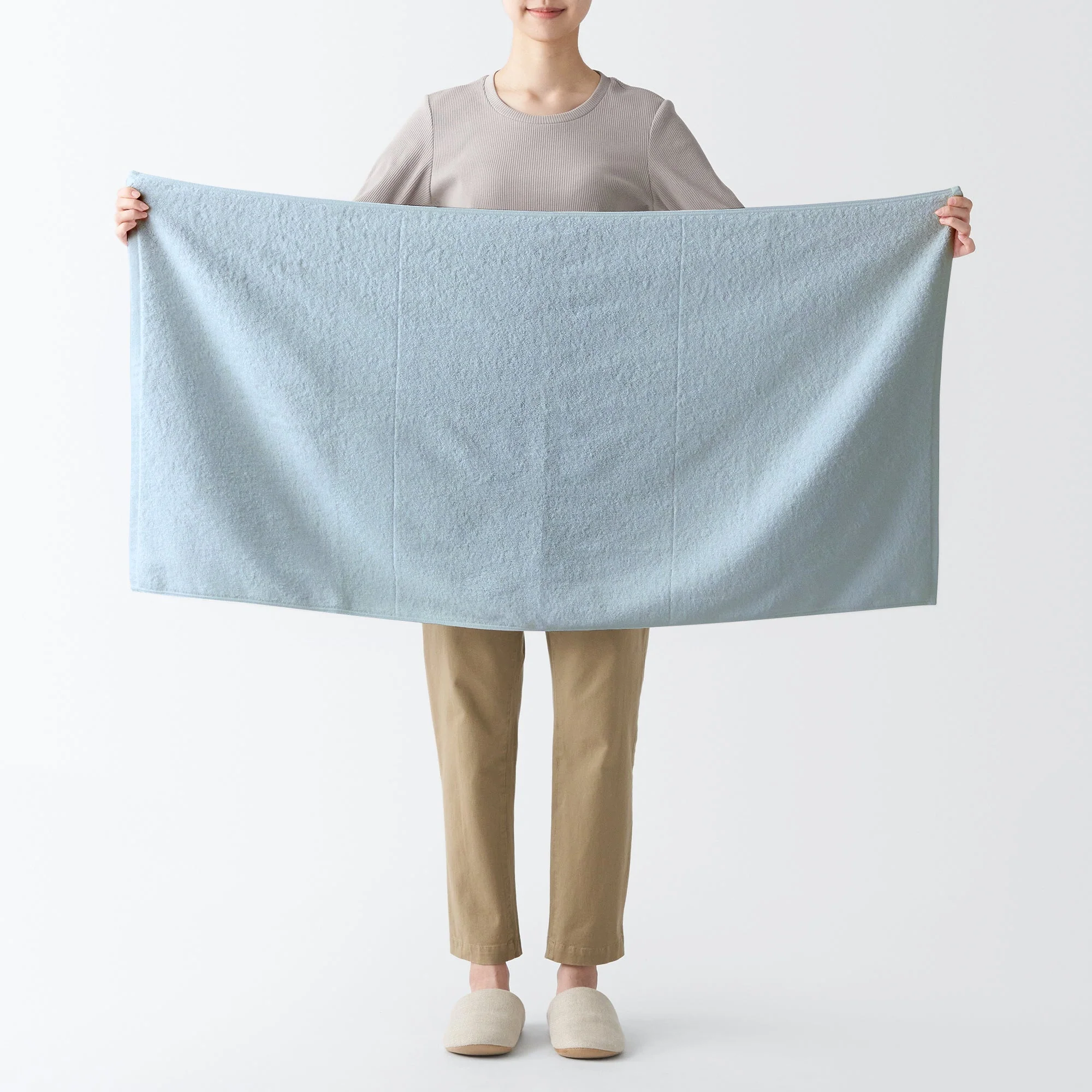 Soft Thin Bath Towel - Image 18