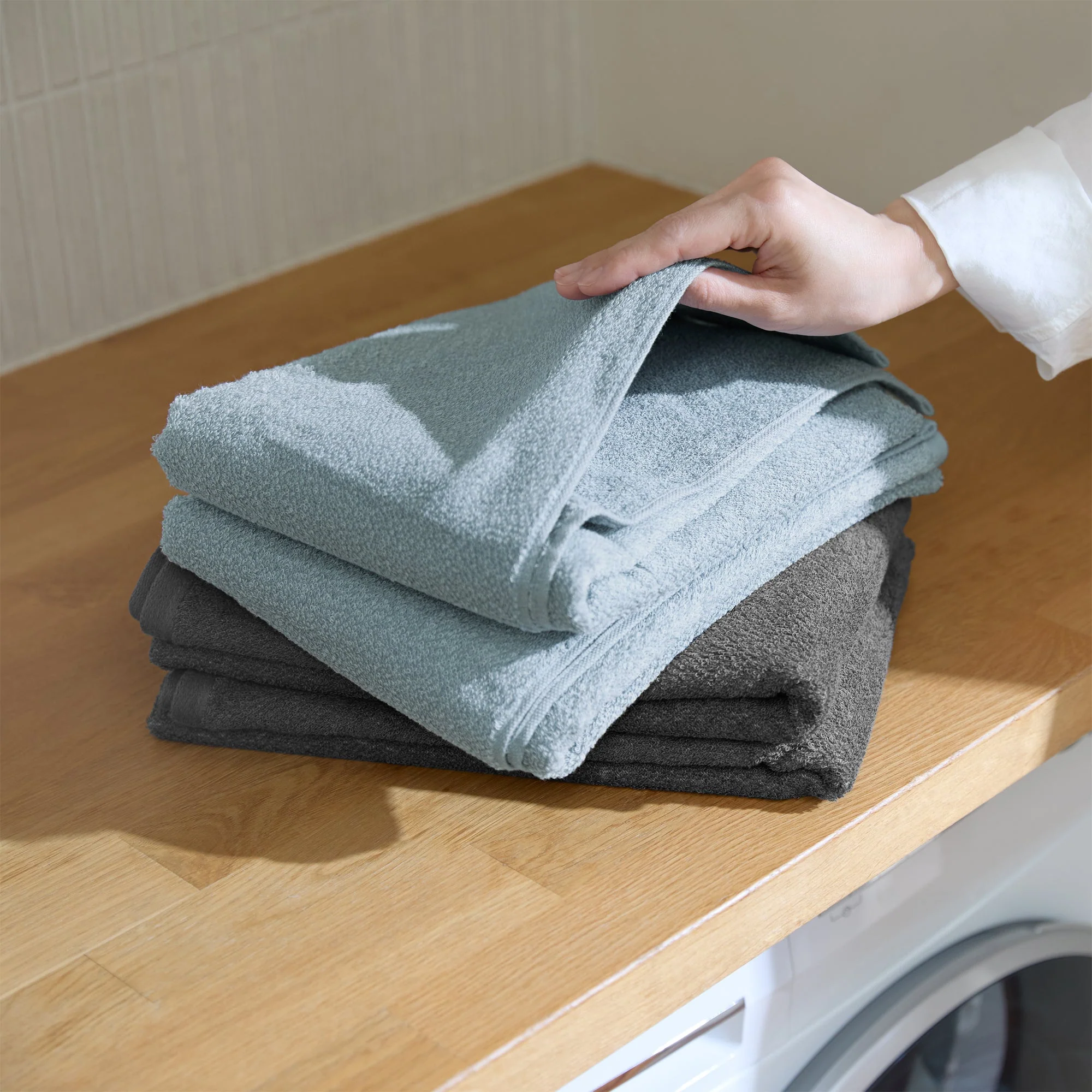 Soft Thin Bath Towel - Image 19