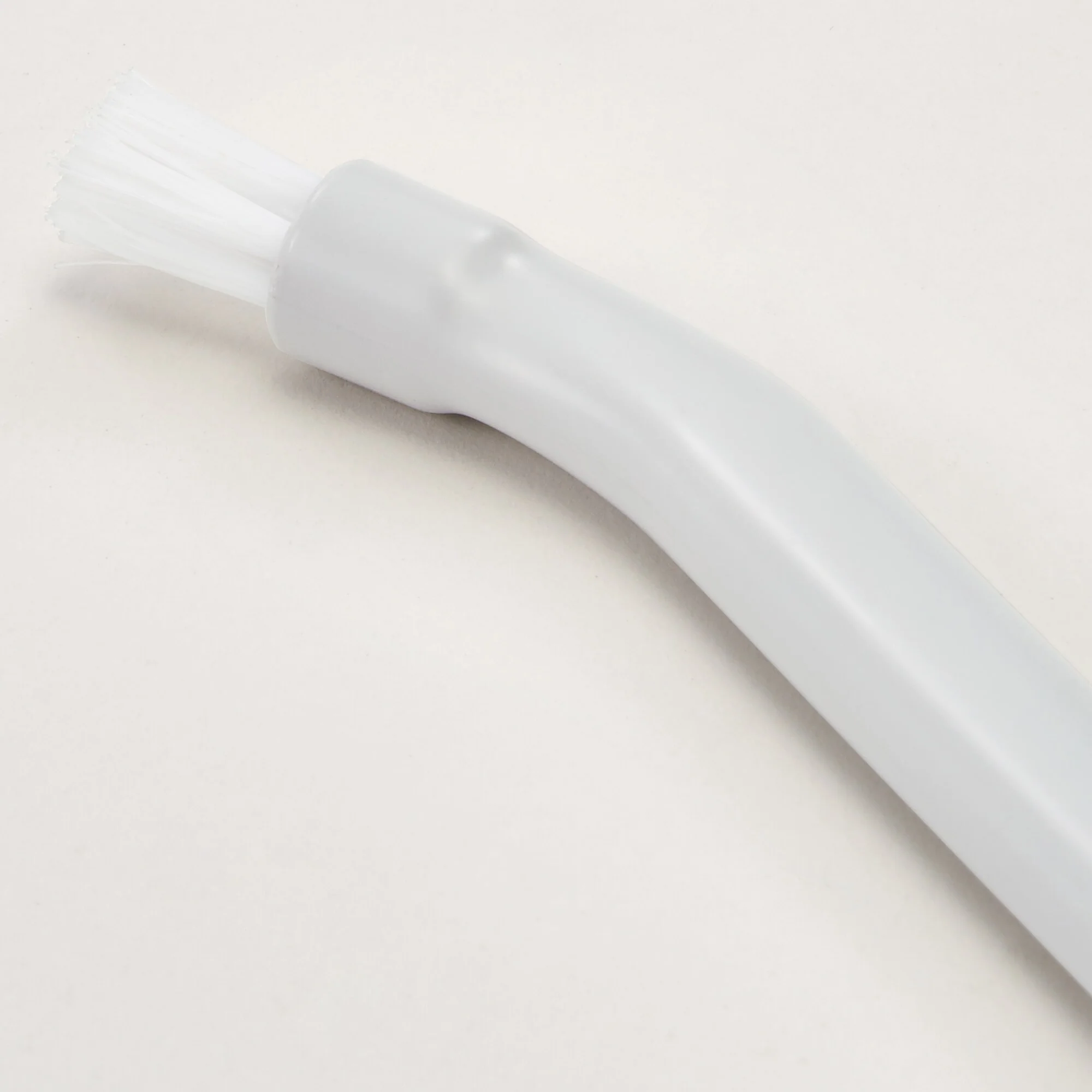 Spot-Cleaning Series Spot Brush - Image 3