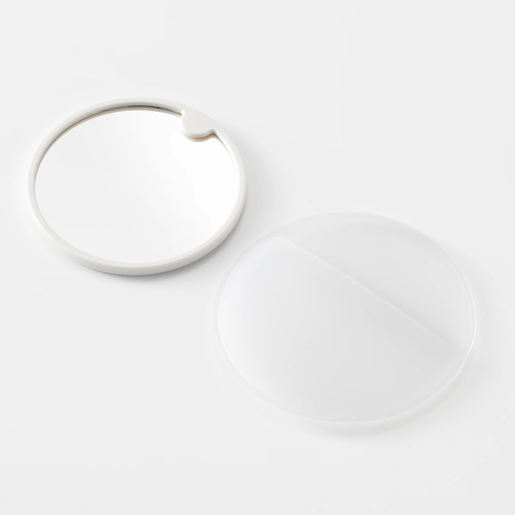 Styrene Round Compact Mirror - Image 3
