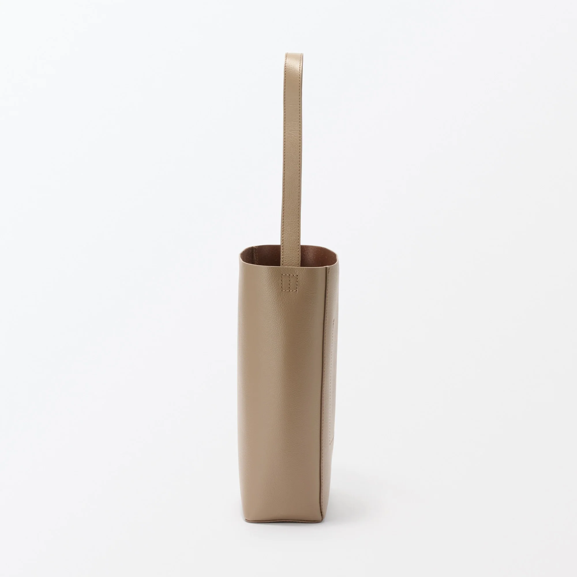 Tanned Leather Shoulder Bag - Image 15