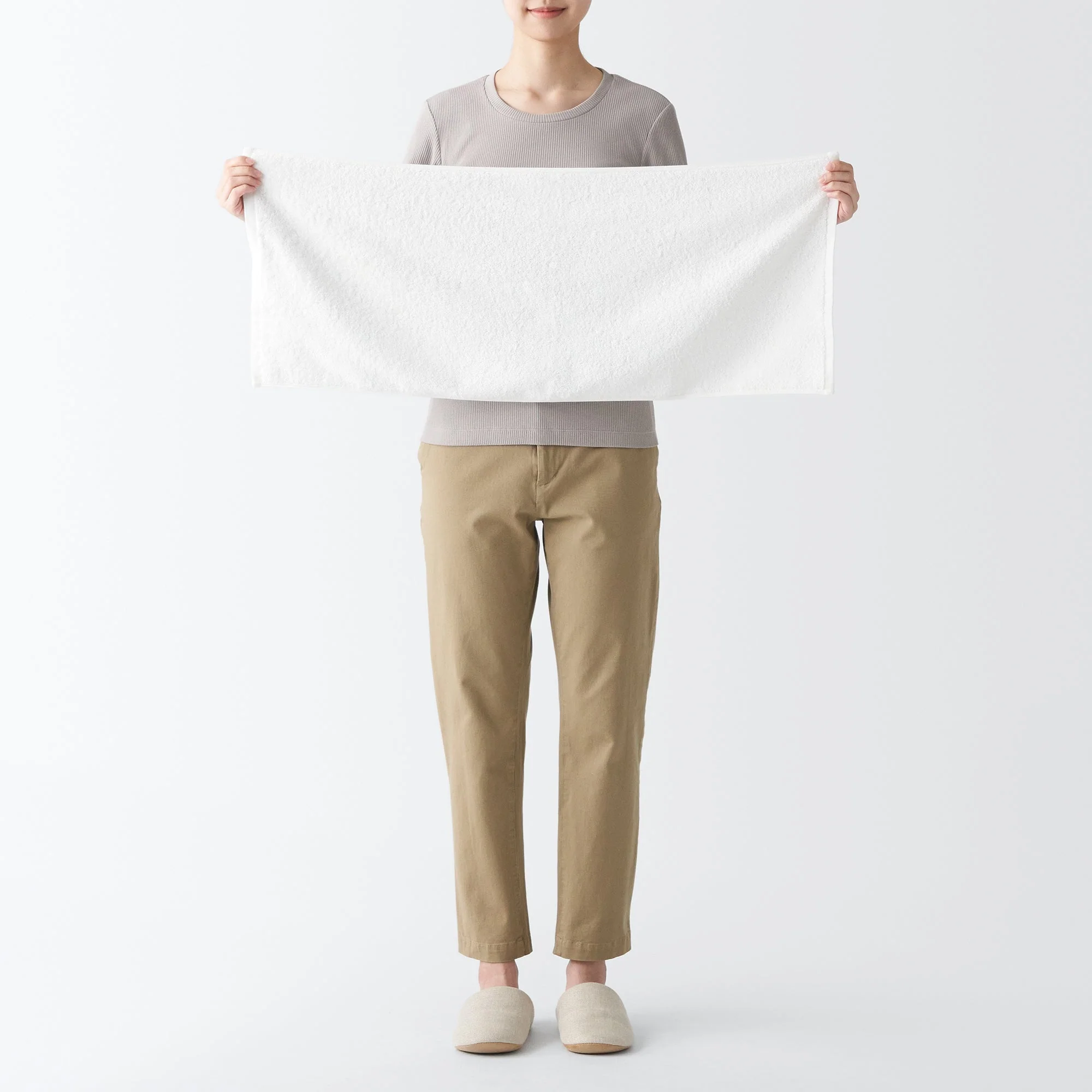 Thick Pile Face Towel - Image 3
