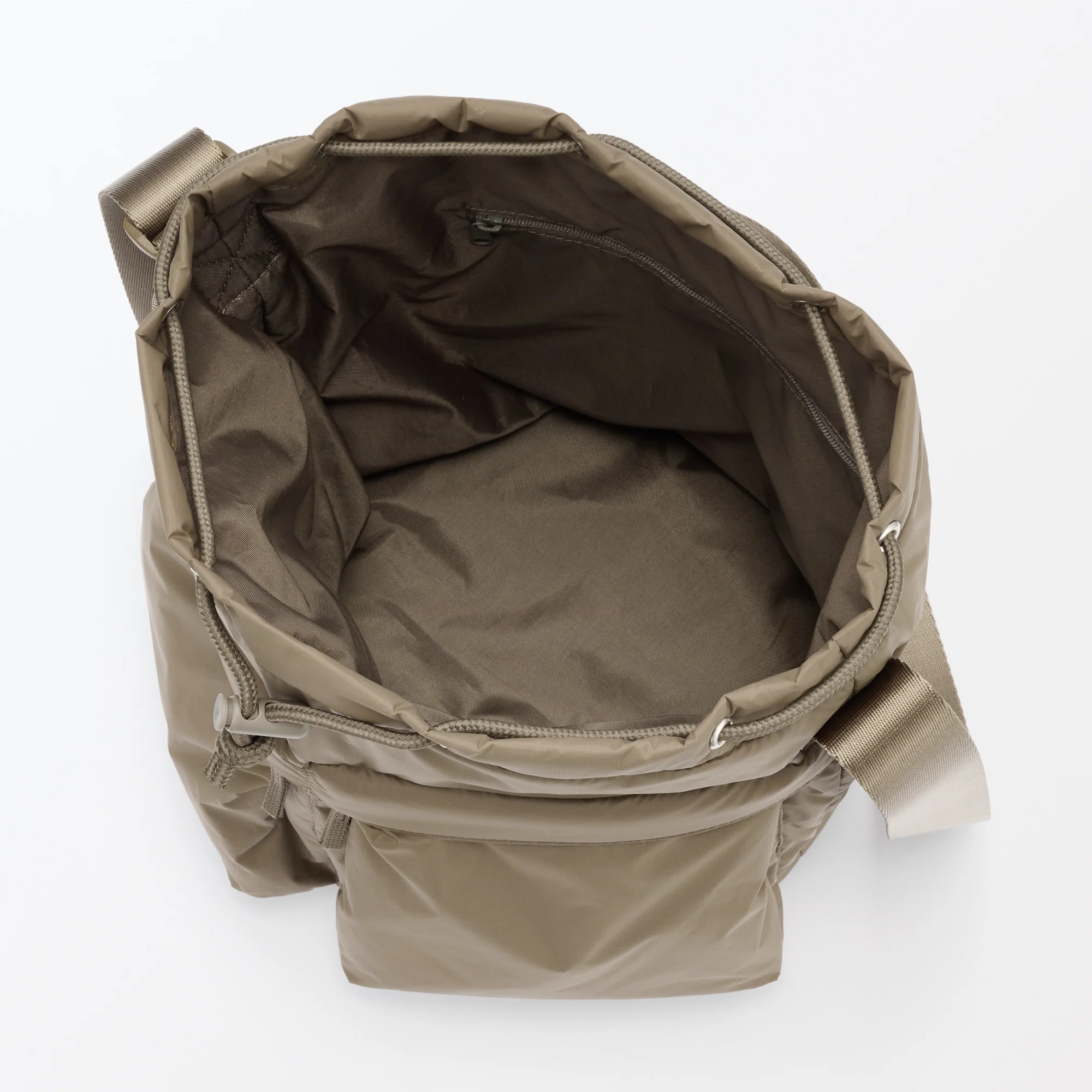 Water Repellent Padded Drawstring Bag - Image 16