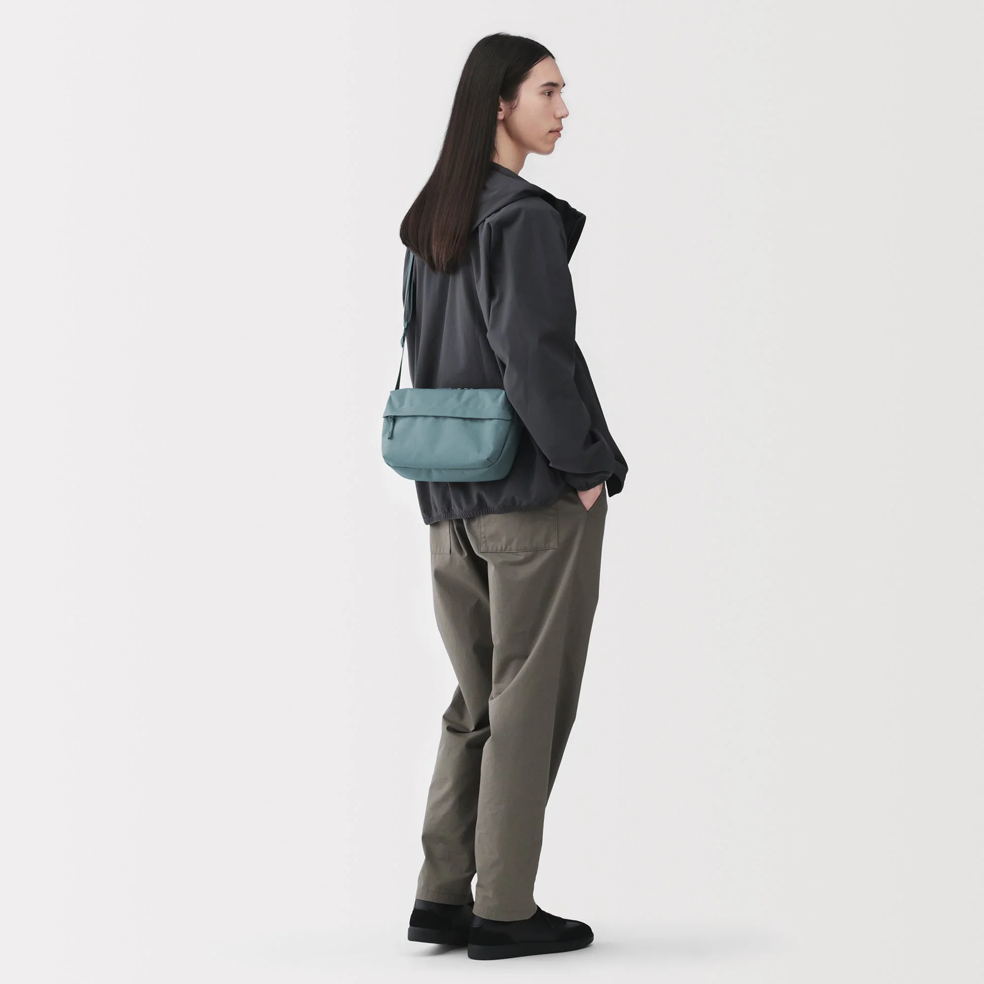 Water Repellent Shoulder Bag - Image 4