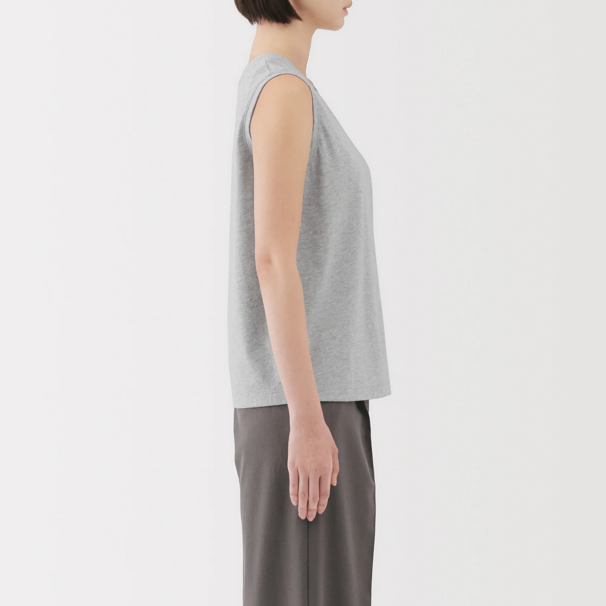 Women's Jersey Sleeveless T-Shirt - Image 5