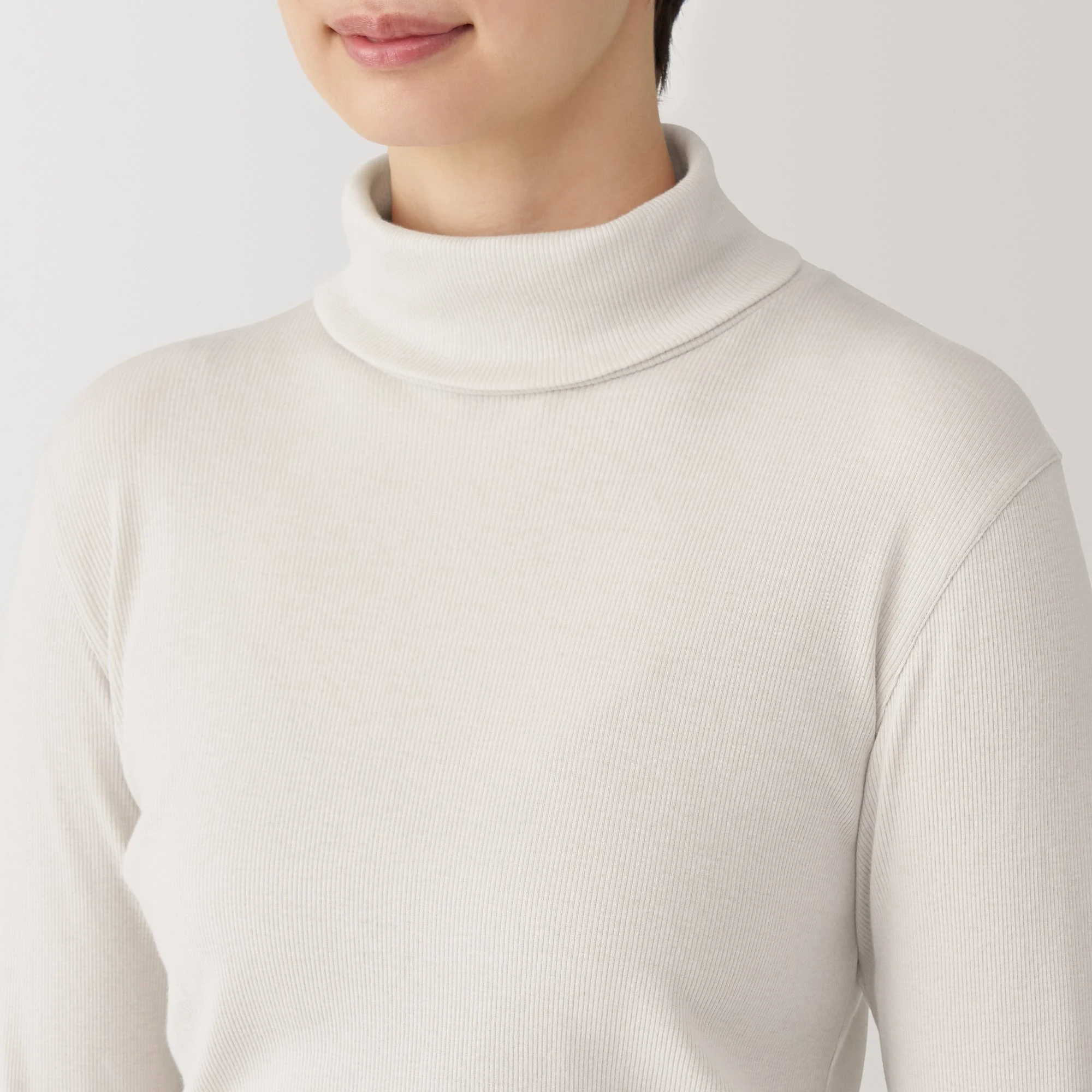 Women's Soy Fibre Blend Ribbed Turtleneck Long Sleeve T-Shirt - Image 16