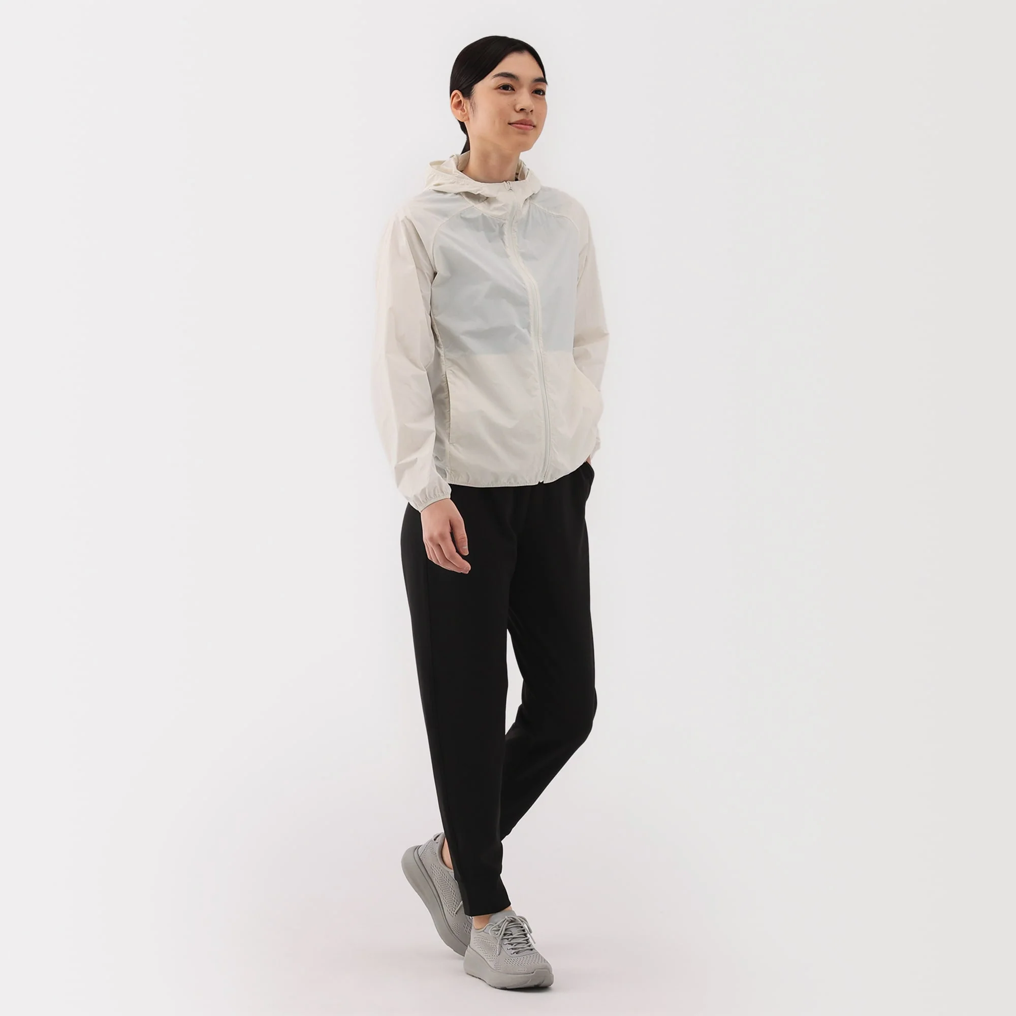 Women's Water Repellent Pocketable Jacket - Image 15