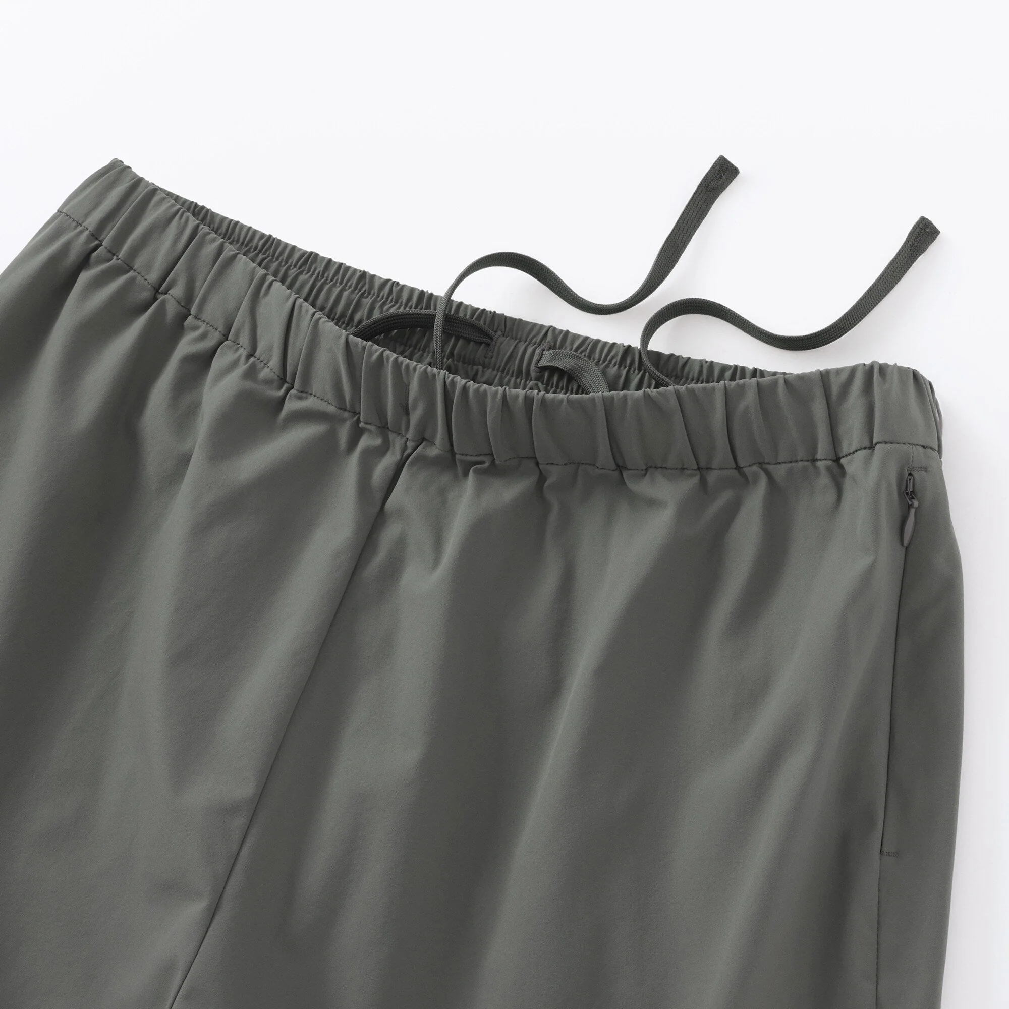Women's Water Repellent Stretch Shorts - Image 9