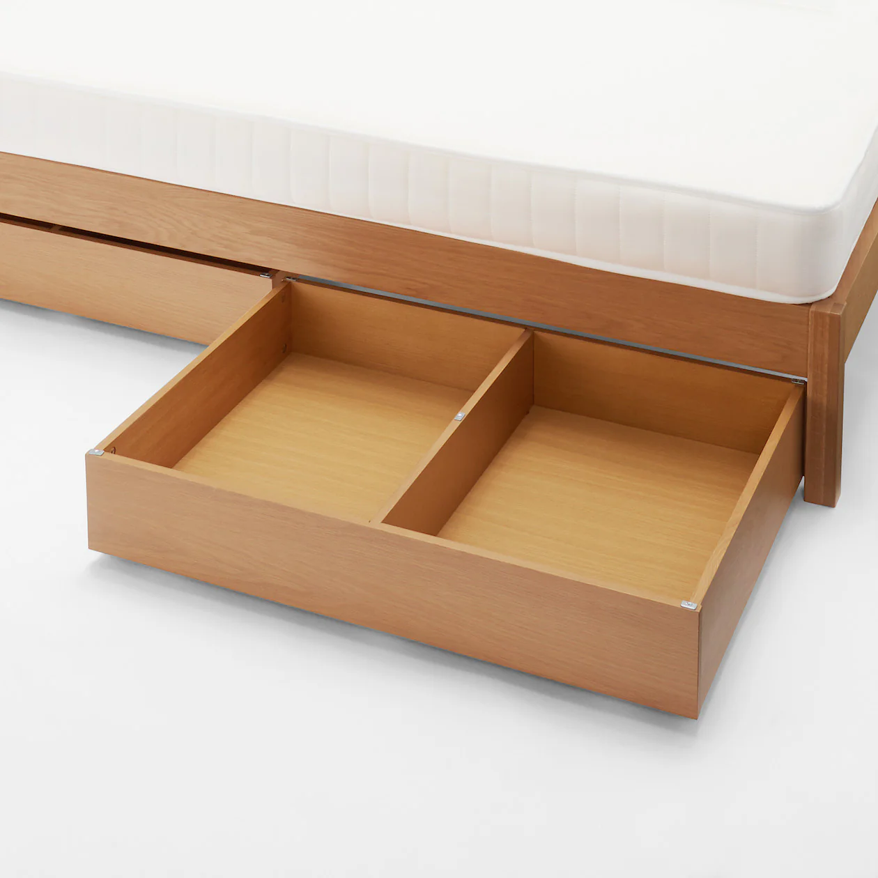 [HD] Wooden Bed - Image 10