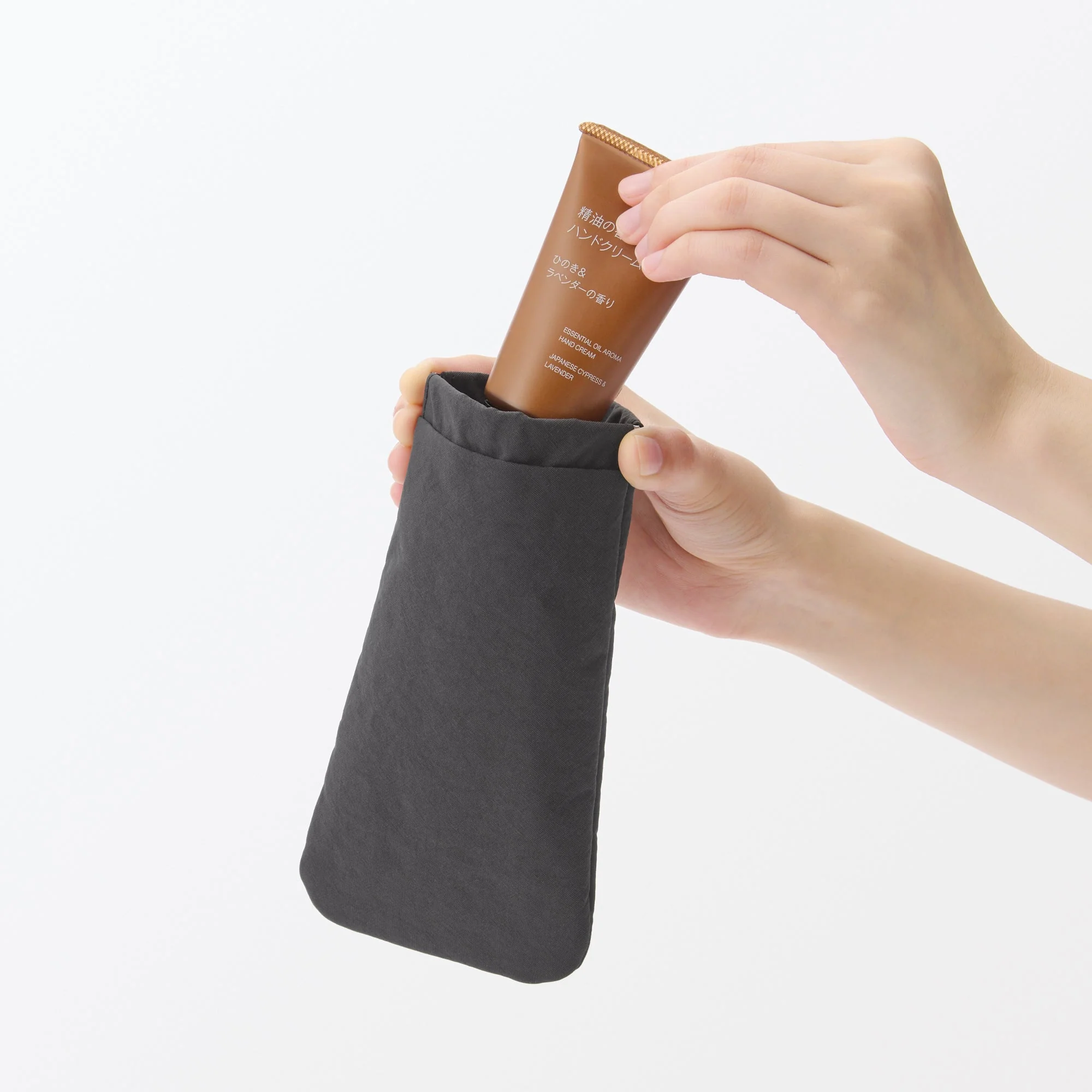 Wrinkled Nylon Self-Closing Flat Pouch - Medium - Image 14
